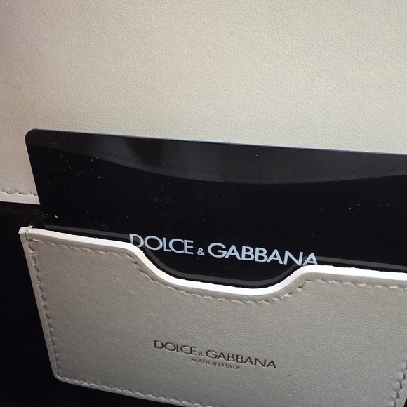 Dolce & Gabbana Pink Lace Crossbody Bag - Picture 10 of 11